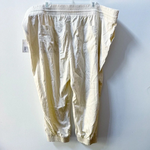 Womens High-Rise Ankle Jogger Pants Cream NWT Sz 4X by A New Day Target Pull-On - Picture 2 of 10